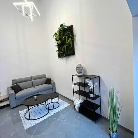 L'insolite Airbnb Villa